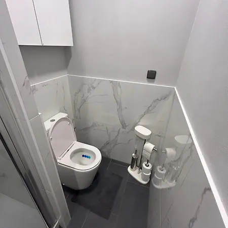 Byt V Parku, Plne Vybaven Na Klidnem Miste Tábor Exterior photo